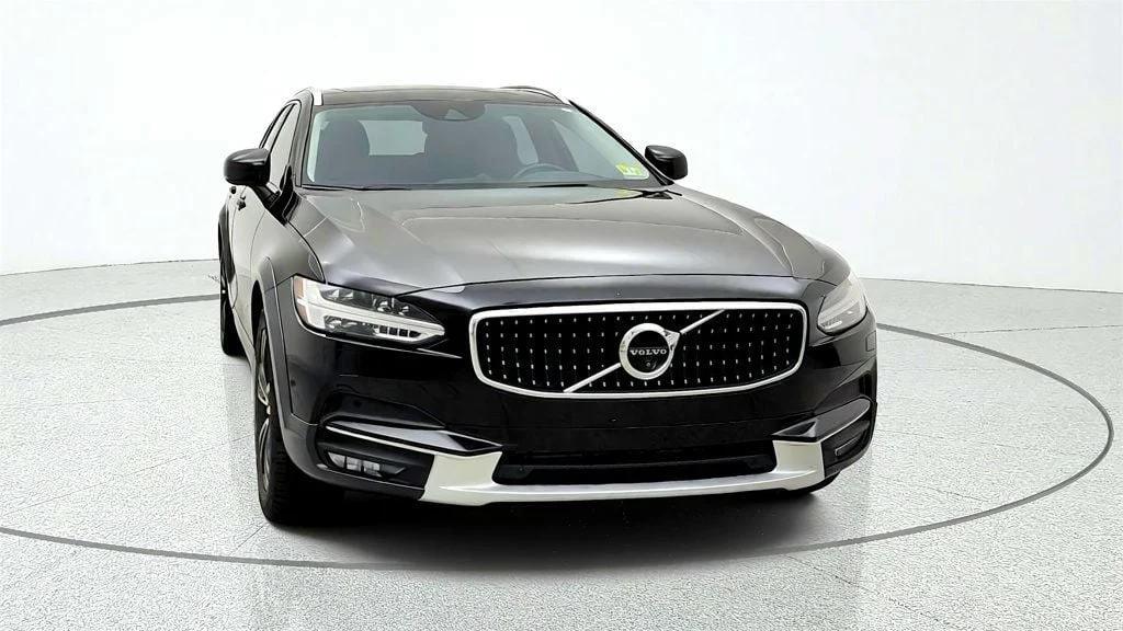 volvo v90 cross country 2018 YV4102NK4J1027463 image volvo v90 cross country 2018 YV4102NK4J1027463 image